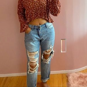 FASHIONNOVA BOYFRIEND JEANS 👖